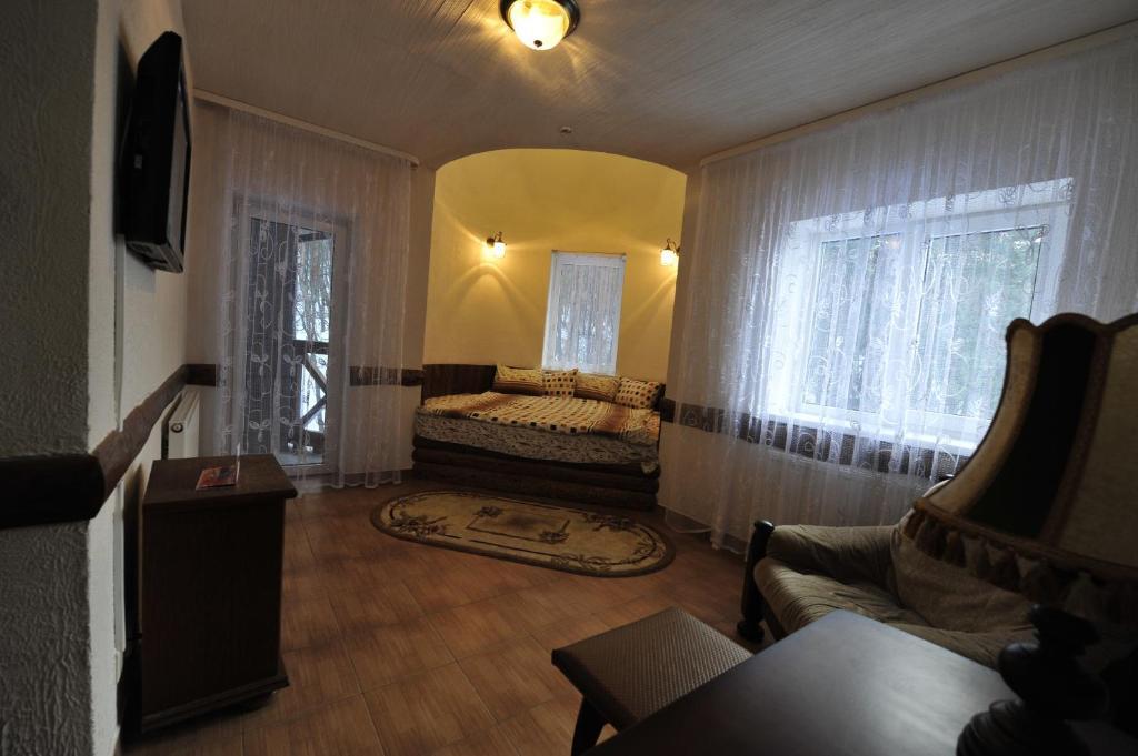 Hotel Oazis-M Babin Habitación foto